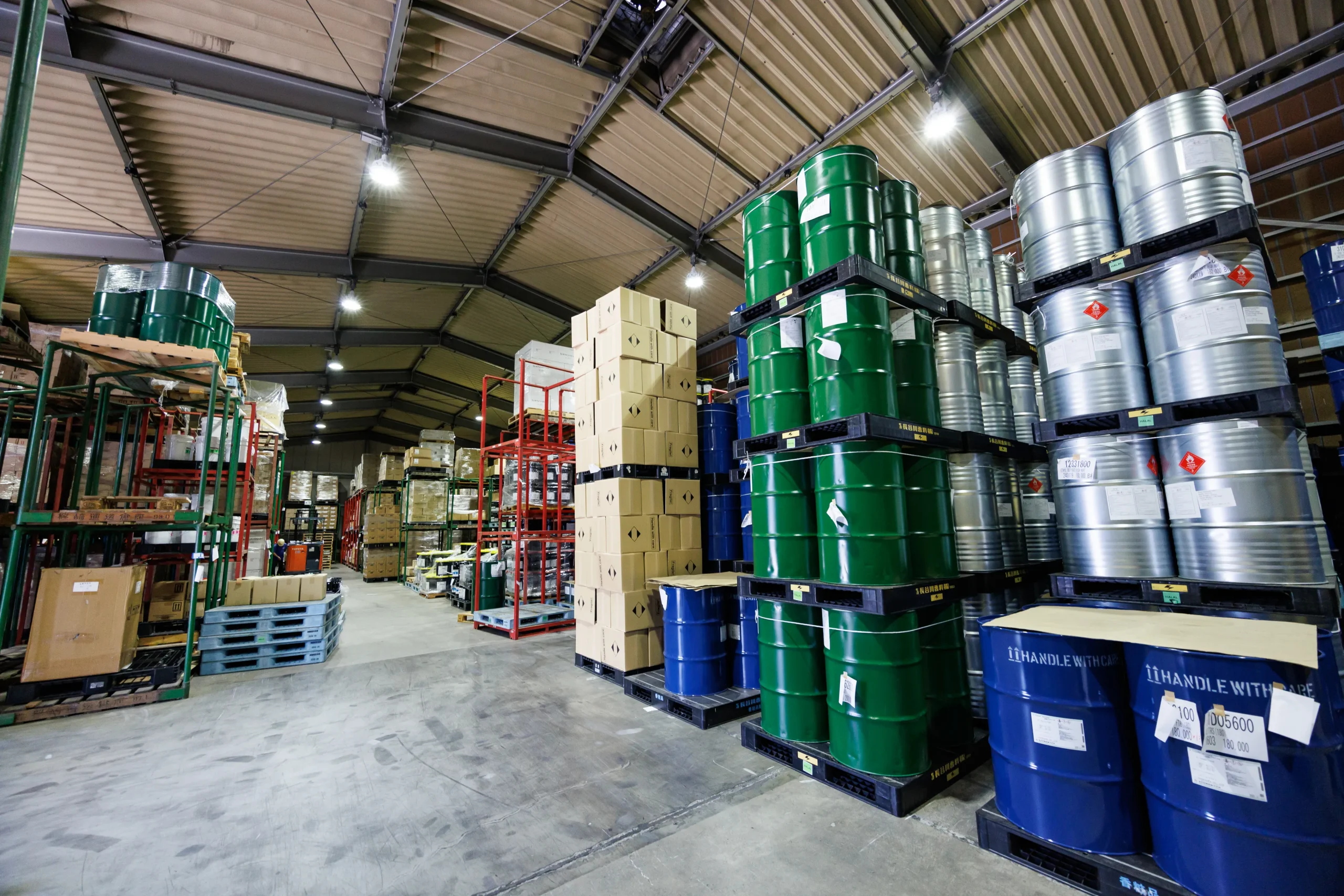 最高品質(当時の物、そのまま)保管庫から出品しました。 危険品倉庫 ｜ 篠崎運送倉庫